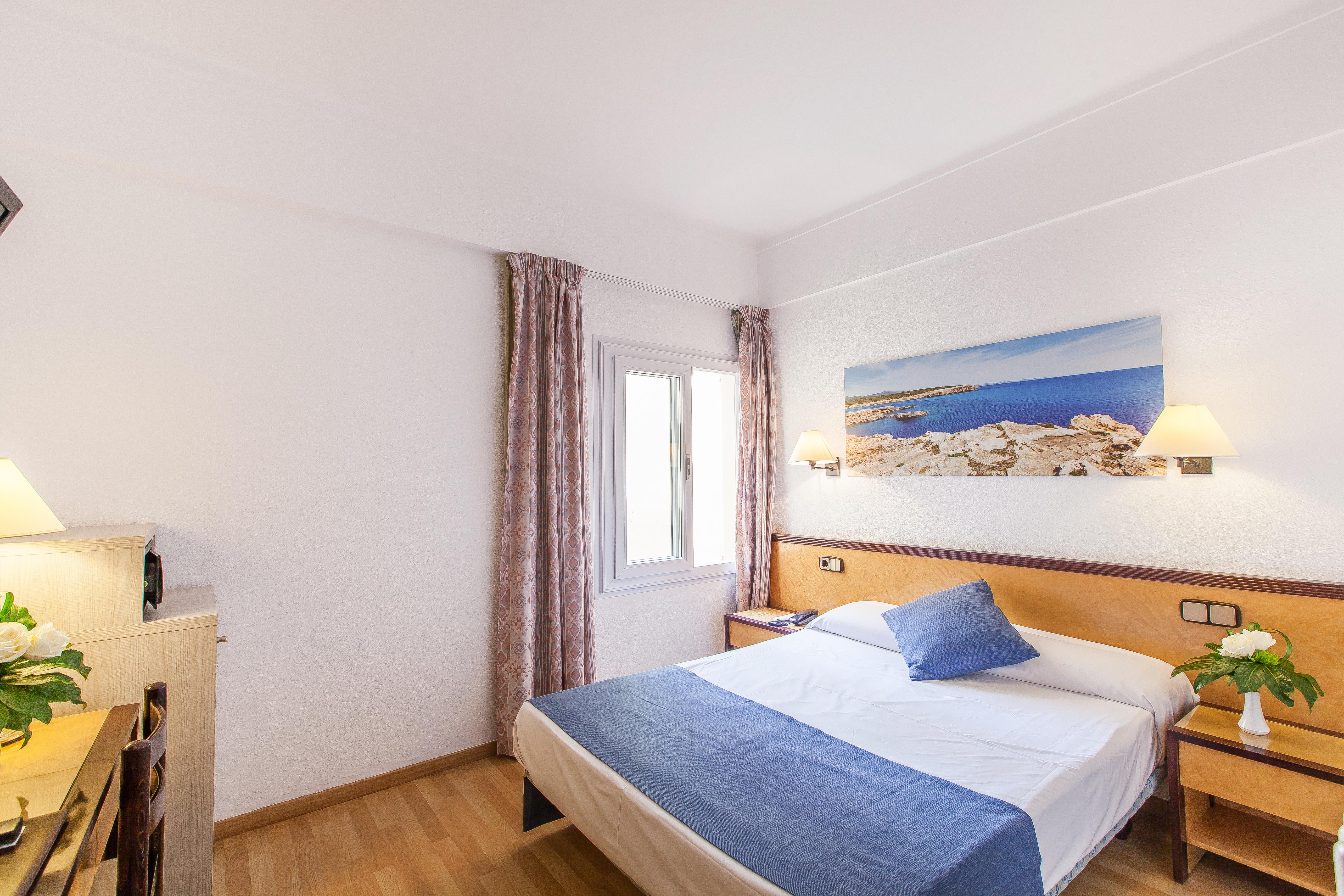 Hotel Voramar Кала Милор Екстериор снимка