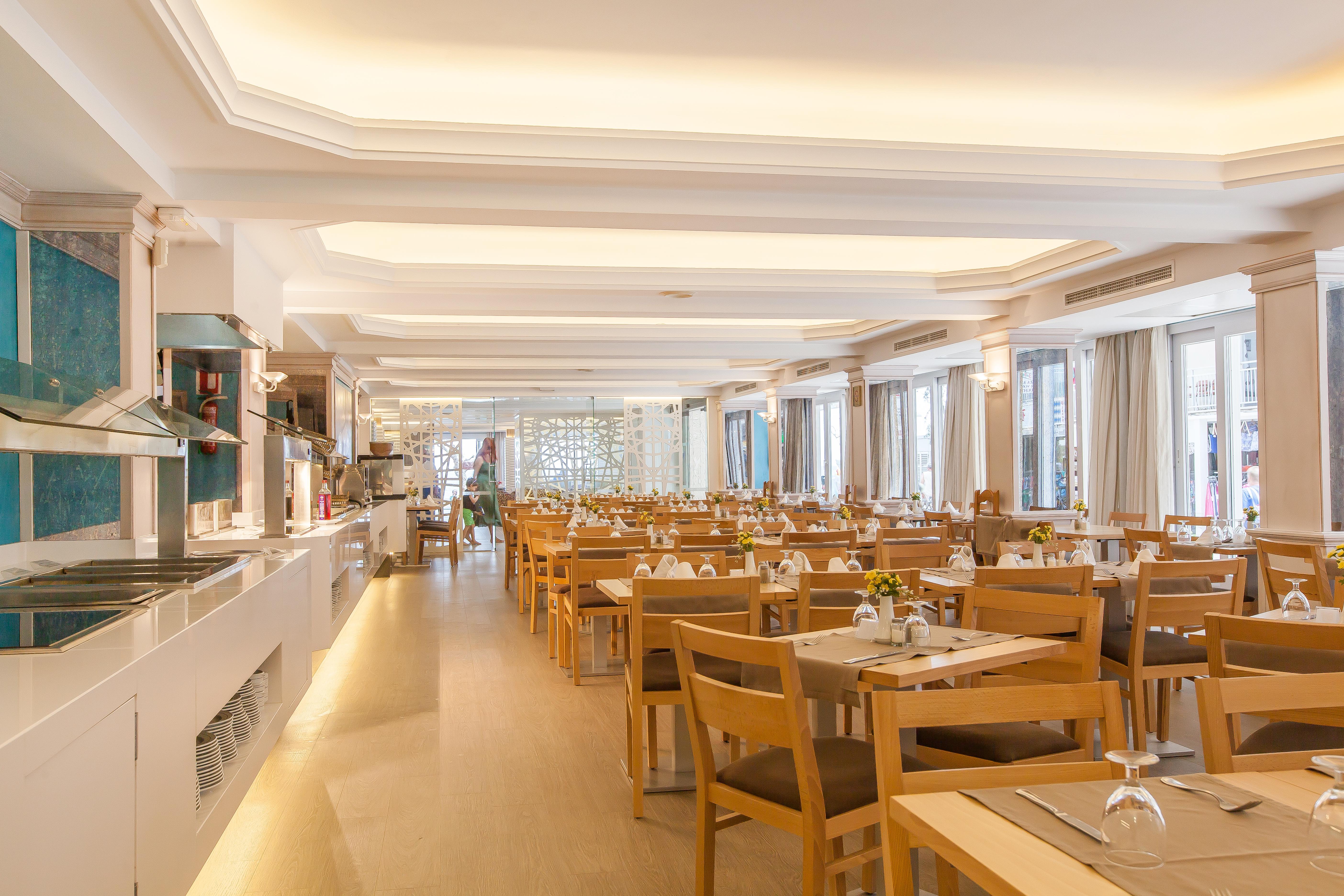 Hotel Voramar Кала Милор Екстериор снимка