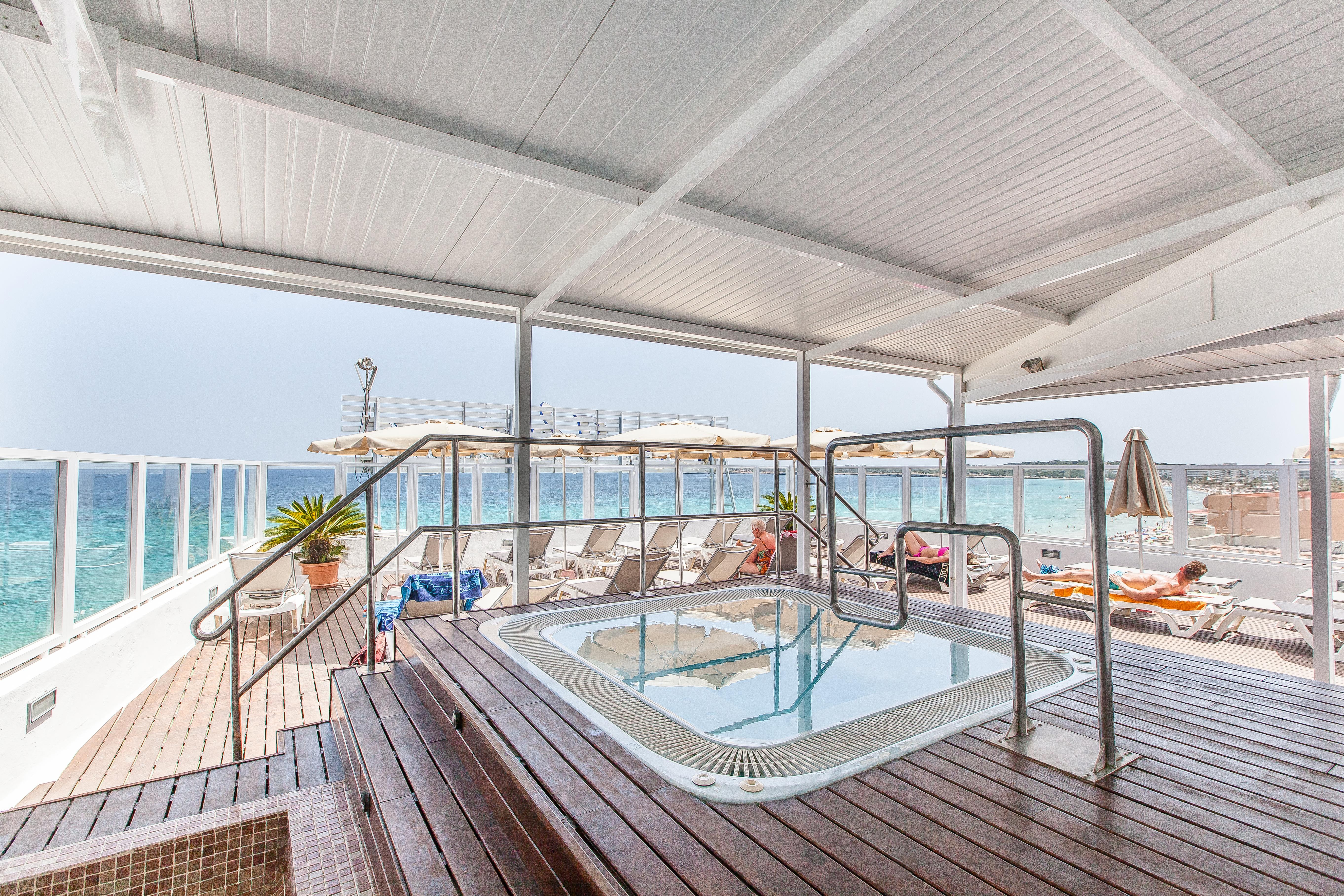 Hotel Voramar Кала Милор Екстериор снимка